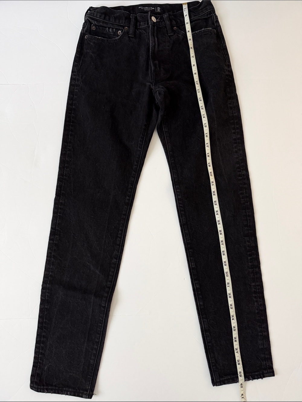 Abercrombie & Fitch Men's Dark Jeans size  29w /32L